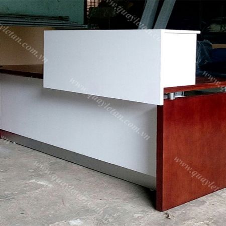 Quầy Lễ Tân Lệch Sơn QLTL S10